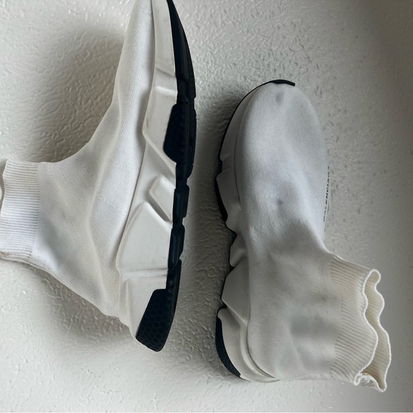 Authentic Balenciaga white speed sneakers size 8 - Picture 3 of 4